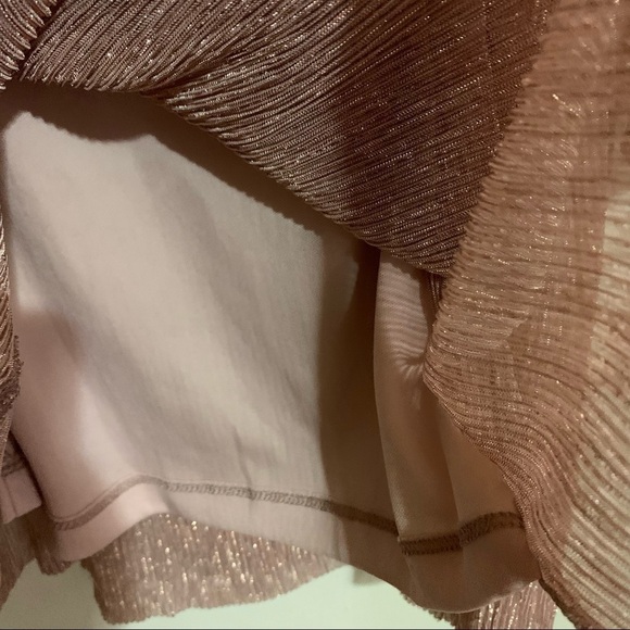 All in Favor Mauve Metallic Shimmering V-Neck Long Sleeve Dress. Size Small - Picture 8 of 14